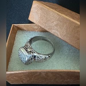 Sz 7.5 Sterling Silver 925 Vintage Ring! In Box! STUNNING PIECE!!
